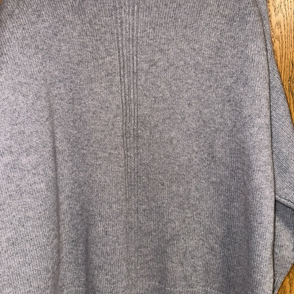 Nordstrom Signature Grey Cashmere sleeved shrug  Sz. S - Picture 4 of 6